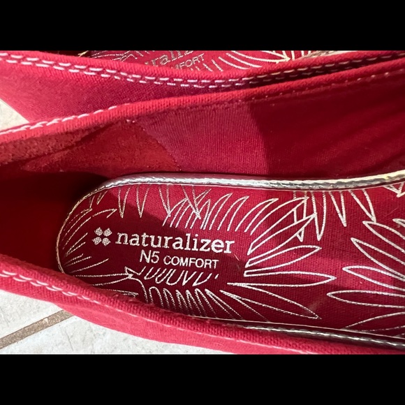 NWOT Naturalizer N5 Comfort Red Shoes - sz 9W - Picture 7 of 8
